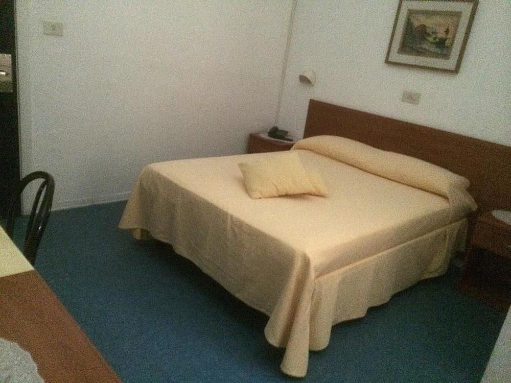 Albergo San Carlo Μάσσα Εξωτερικό φωτογραφία